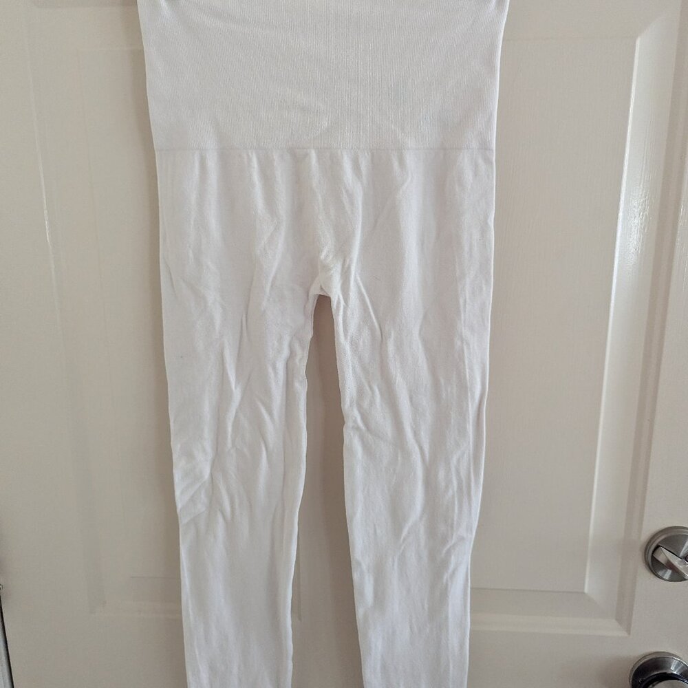 ELETIAN High-Waist Cropped Leggings ET2004WHT